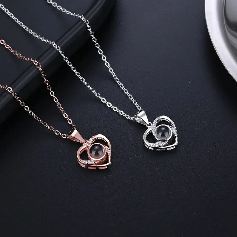 Collier "Je T'aime" 100 Langues Rose Éternelle