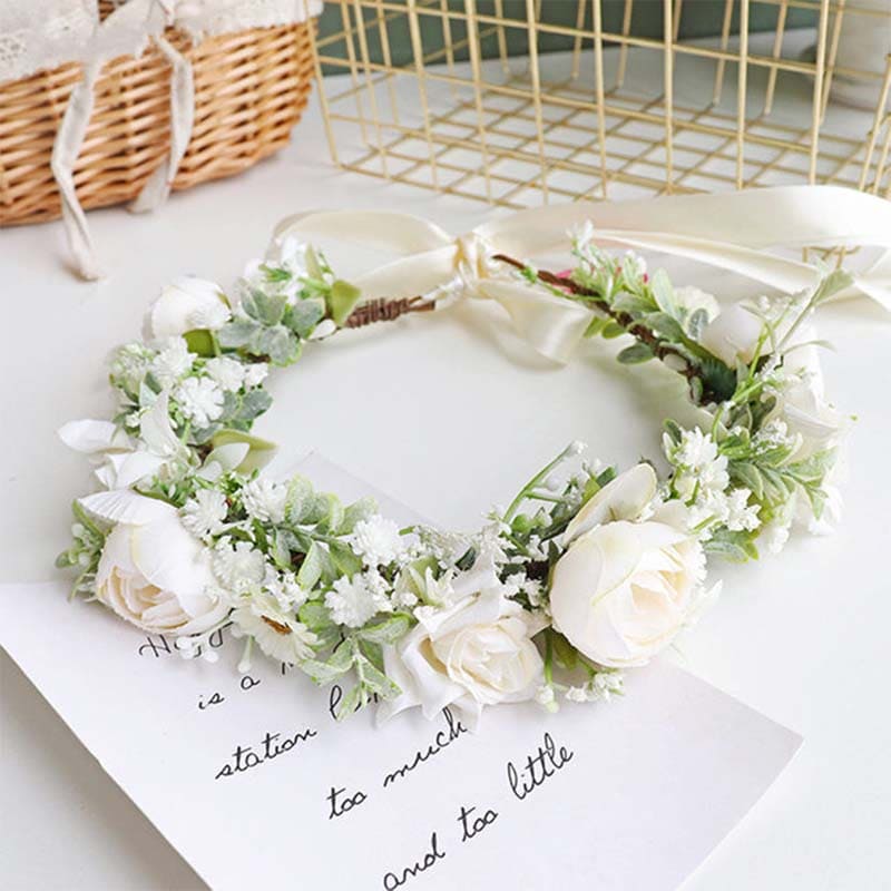 Couronne de Fleurs Blanches
