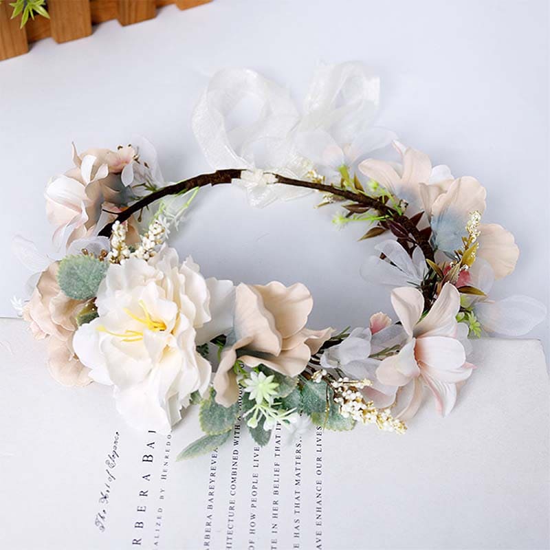 Couronne de Fleurs Blanches