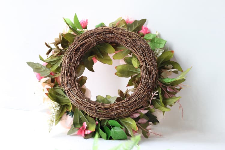 Couronne de Pivoines Naturelles - Accessoire Floral Authentique