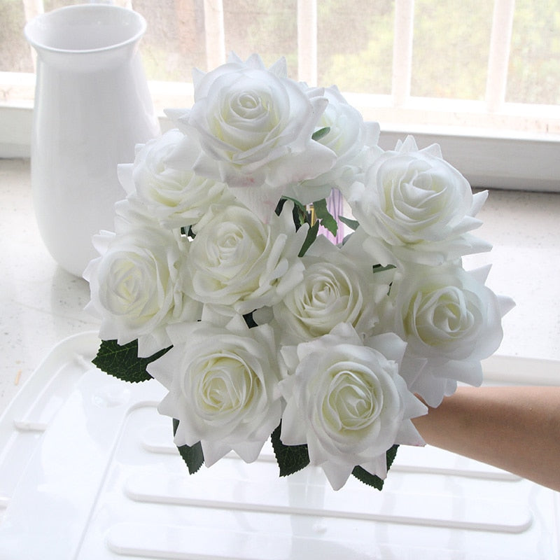 Bouquet de Roses Artificielles.