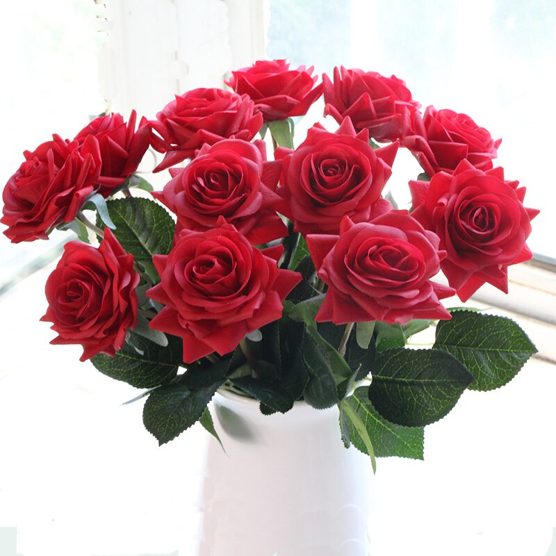 Bouquet de Roses Artificielles.