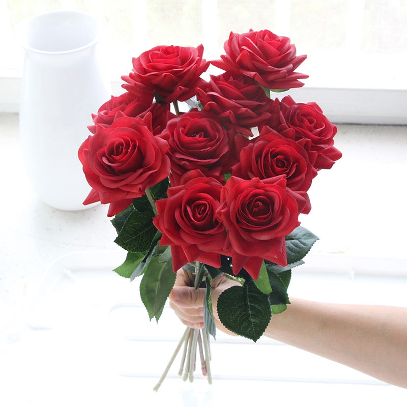 Bouquet de Roses Artificielles.