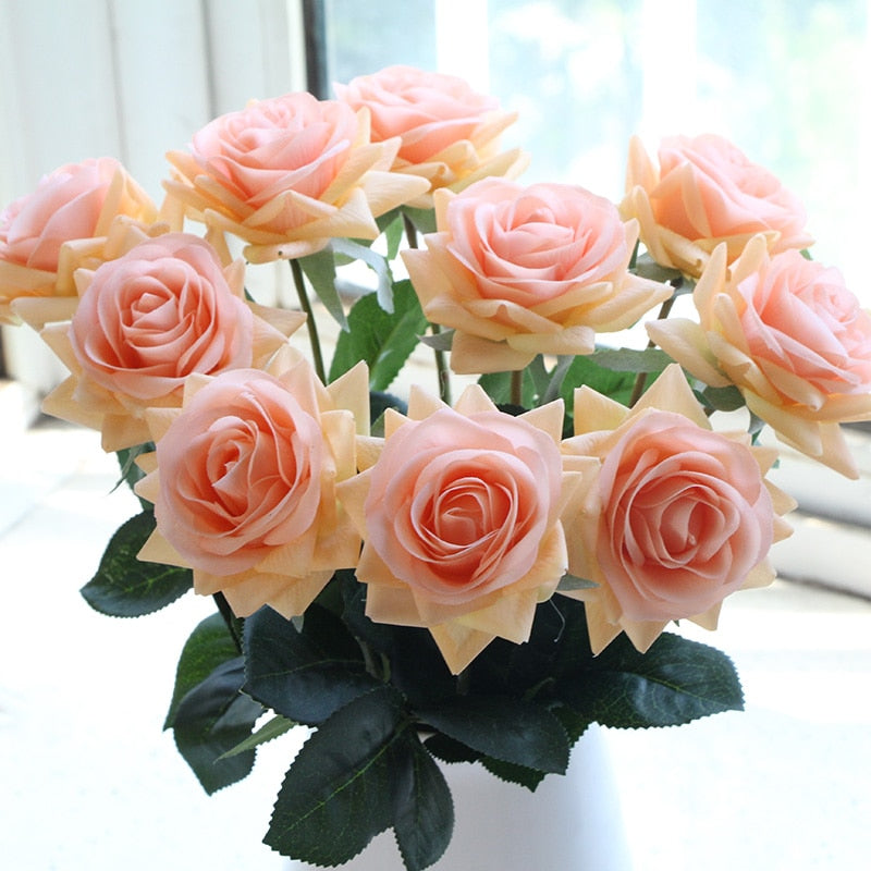Bouquet de Roses Artificielles.