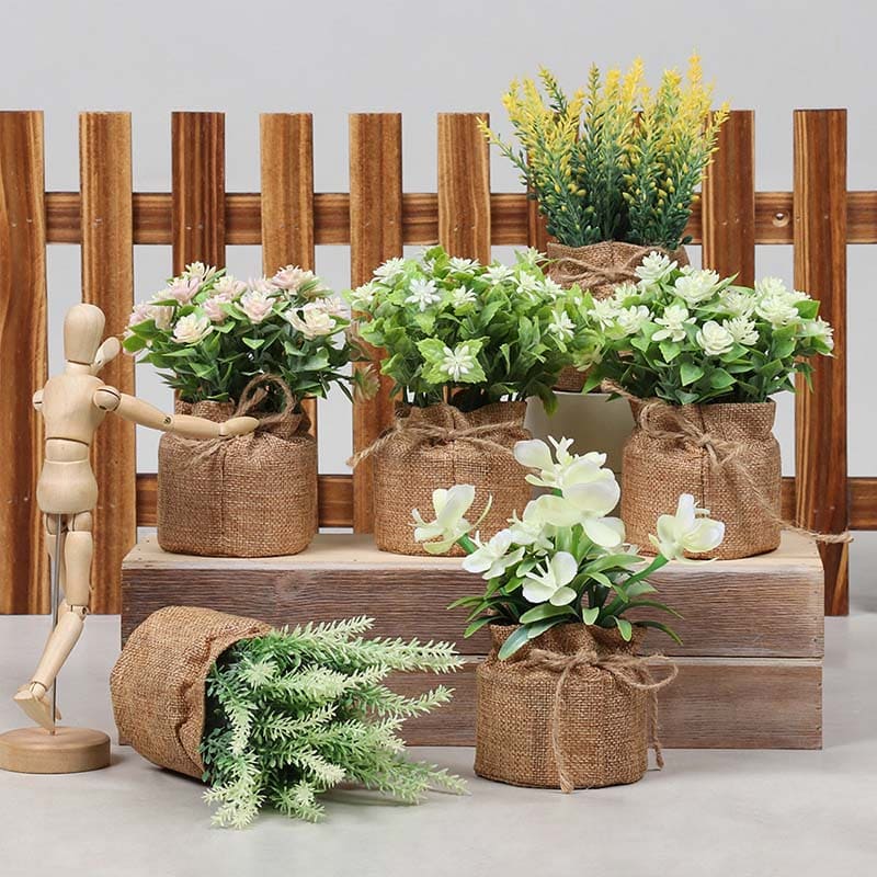 Fausse Fleur en Pot