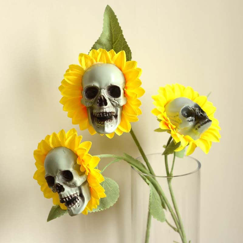 Bouquet de Tournesols Effrayant