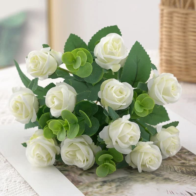 Roses Artificielles de Qualité à Prix Abordable